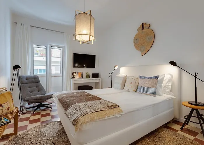 Your Vintage Townhouse